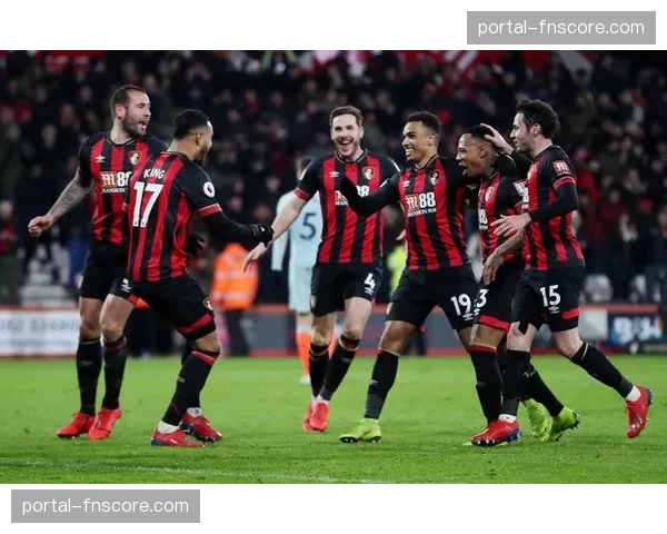 阿斯顿维拉对阵利兹联,马丁内斯沃特金斯领衔首发 阿斯顿维拉对阵利兹联,马丁内斯沃特金斯领衔首发